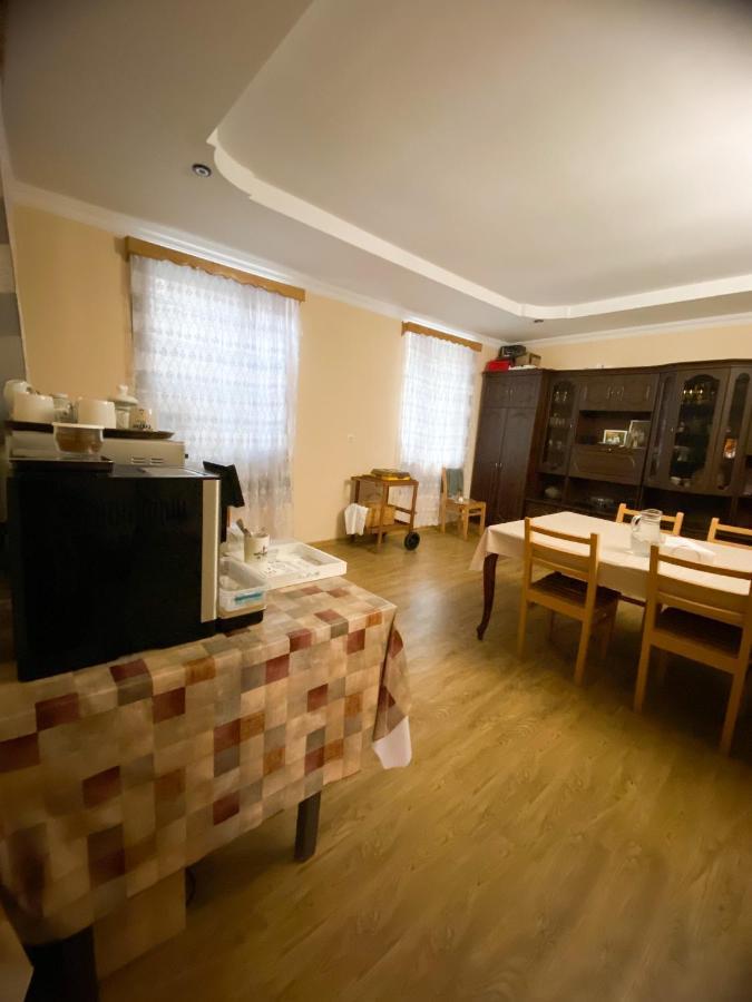 Guesthouse Ailama Ushguli Ngoại thất bức ảnh